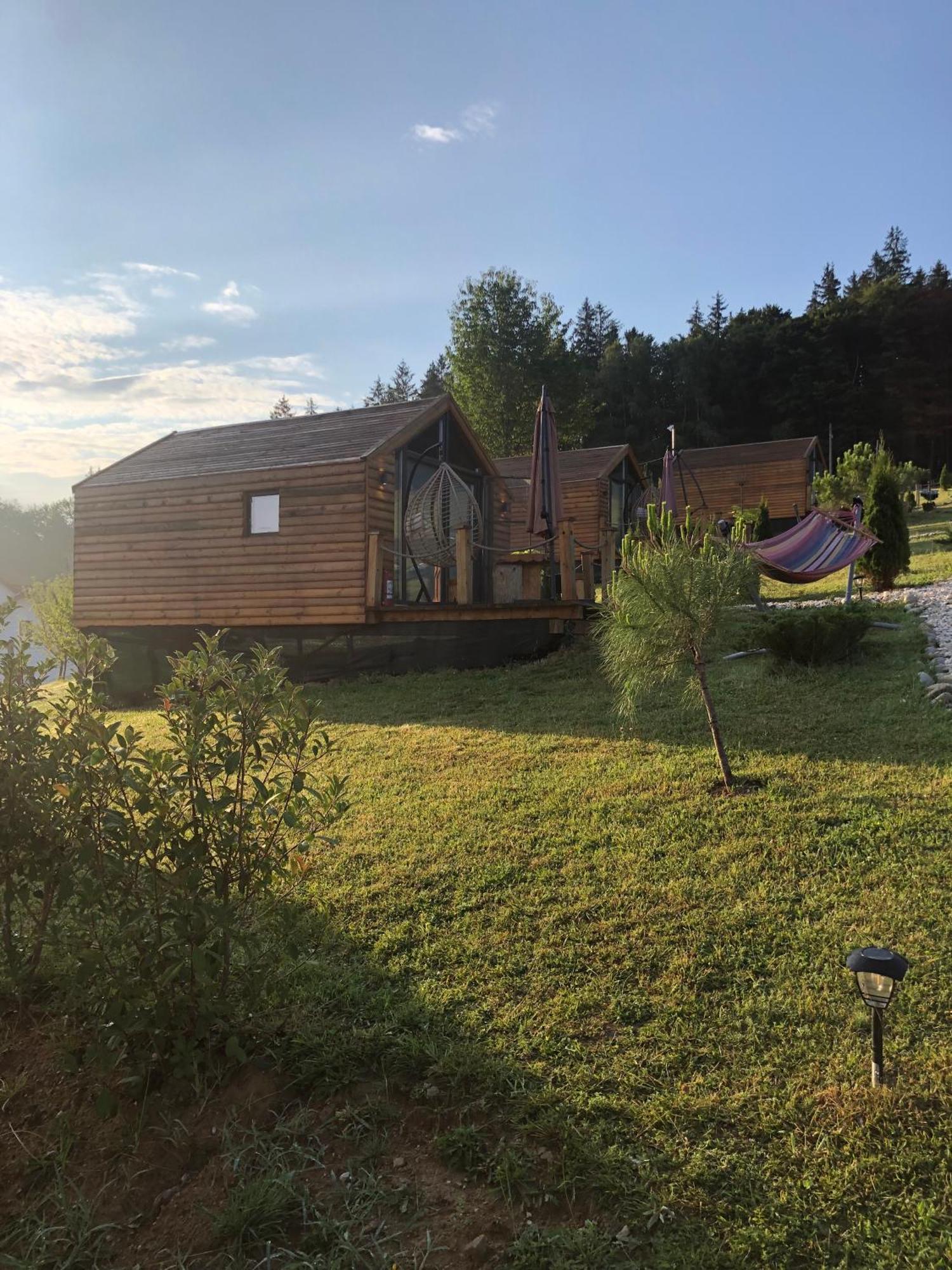 My Little Village Poiana Mărului エクステリア 写真